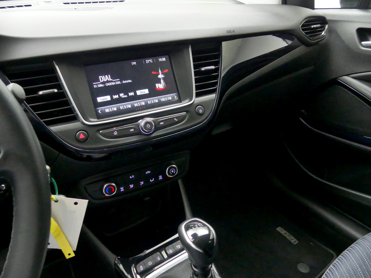 OPEL CROSSLAND X