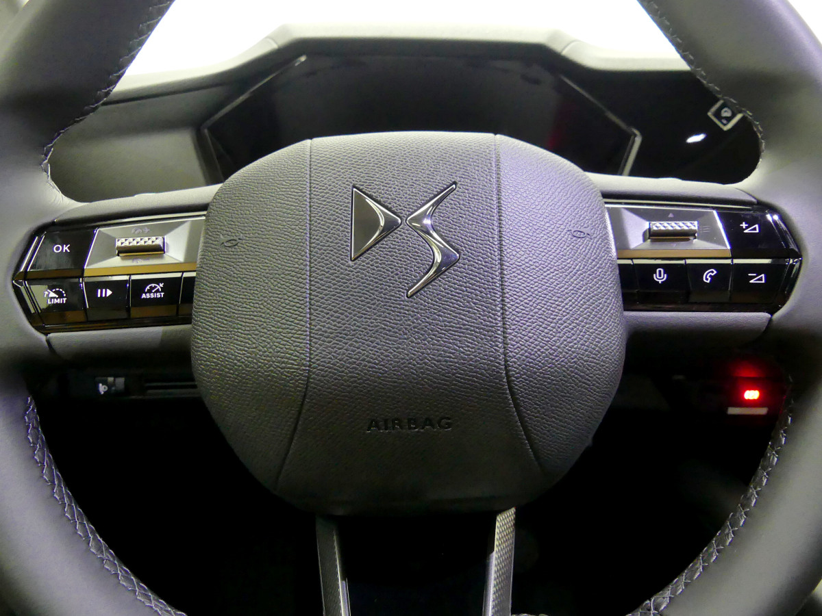 DS DS 4