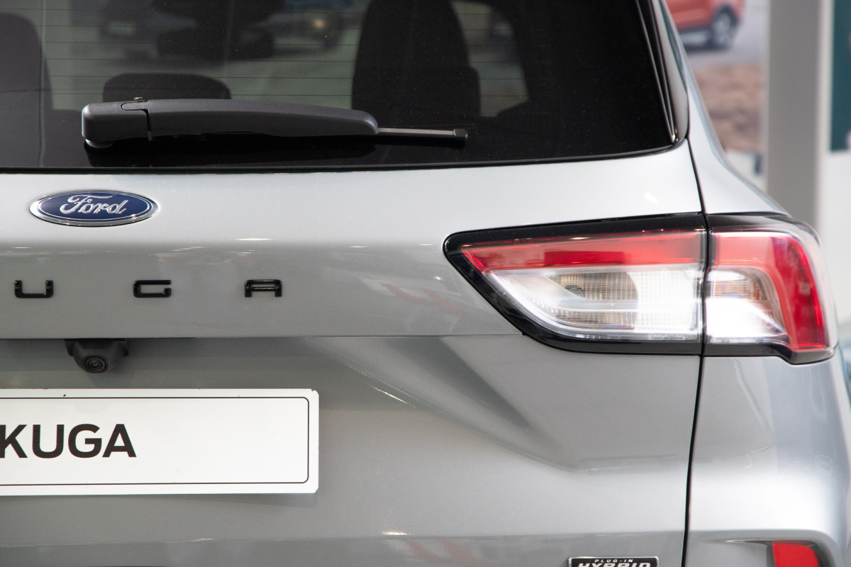 FORD KUGA
