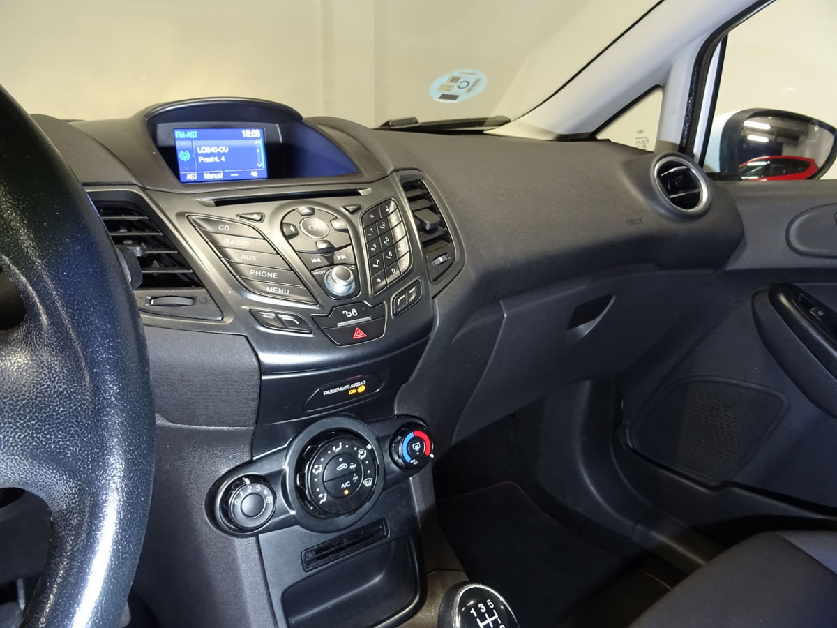 FORD FIESTA