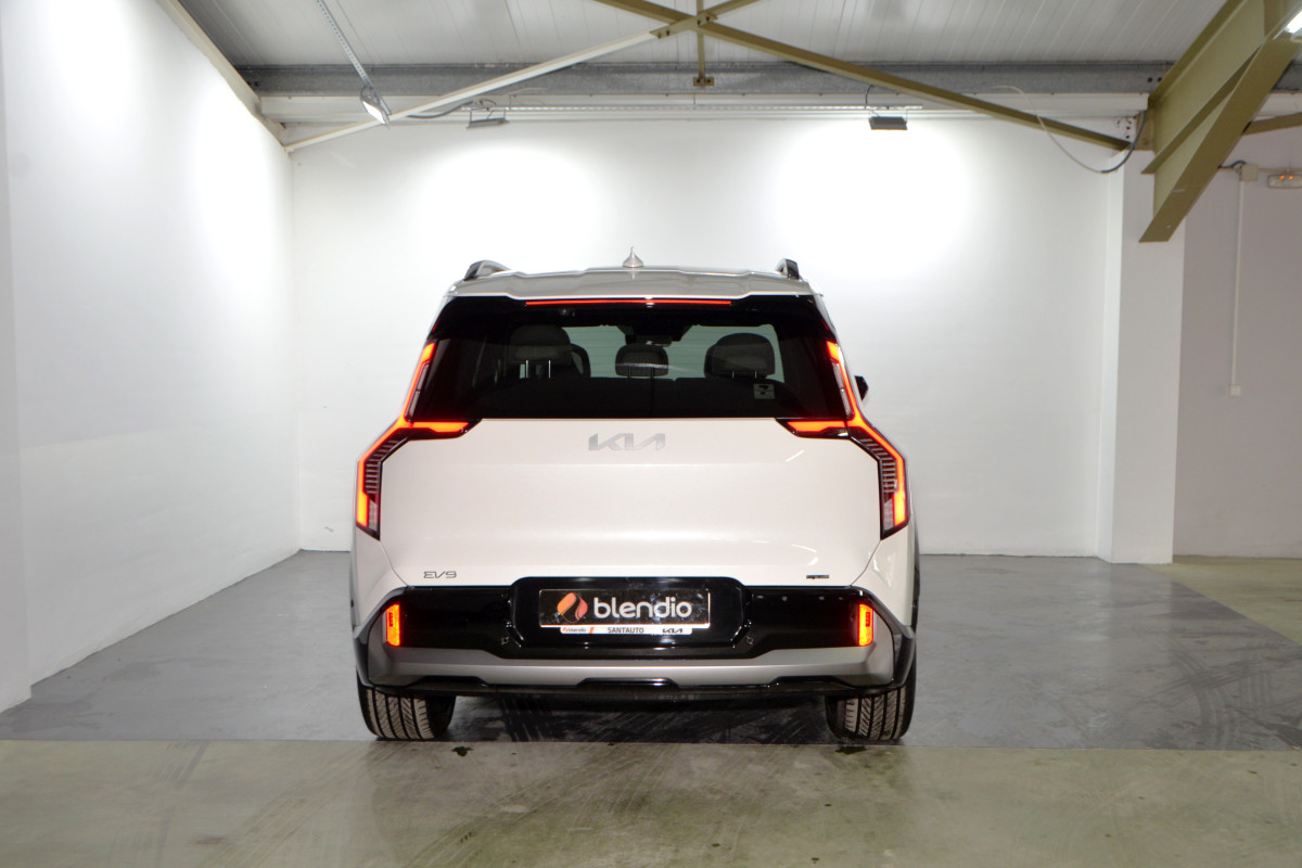 KIA EV9