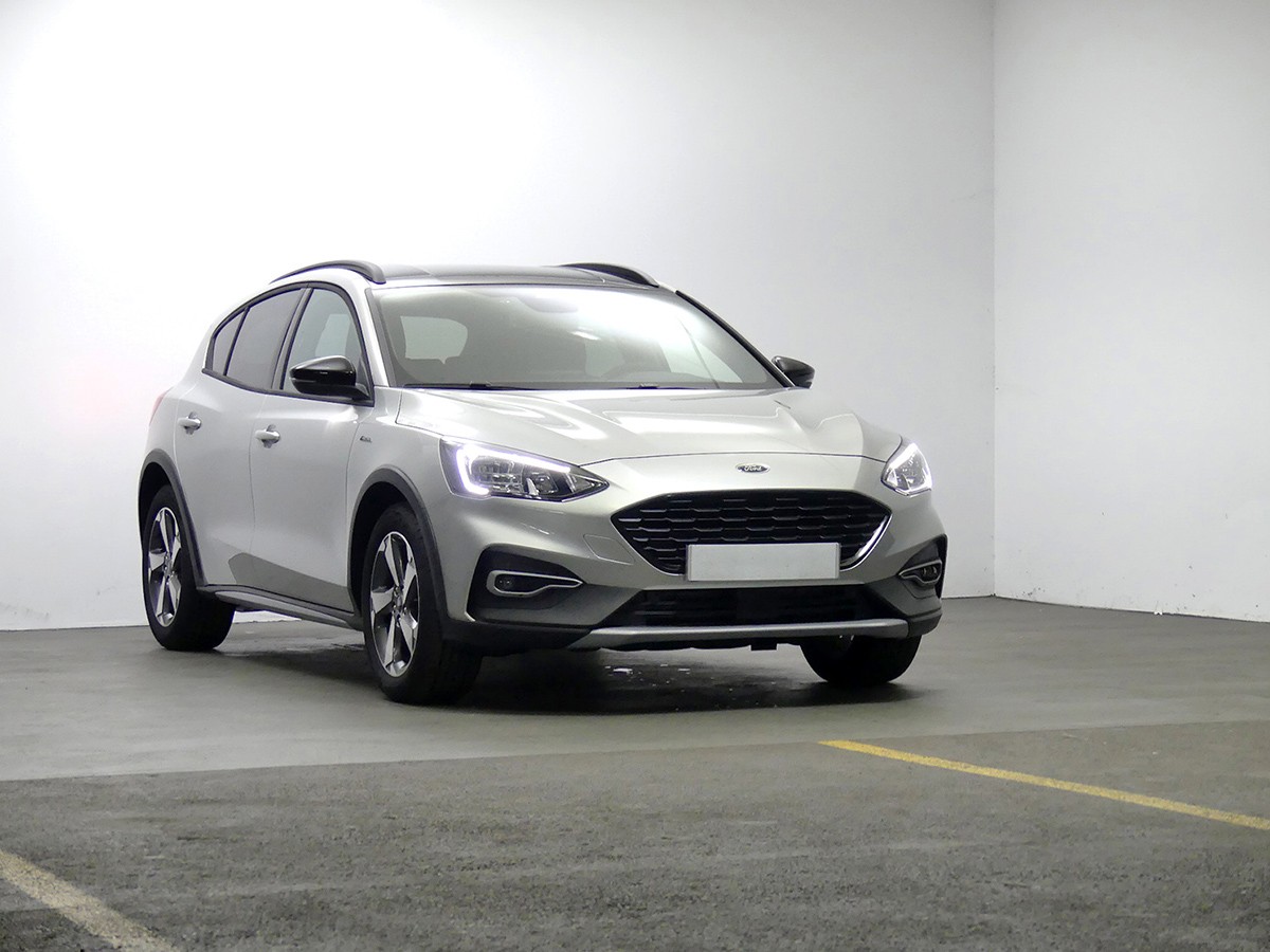 FORD FOCUS FOCUS BERLINA ACTIVE X 1.0 EcoBoost MHEV 92KW (125CV) S6.2