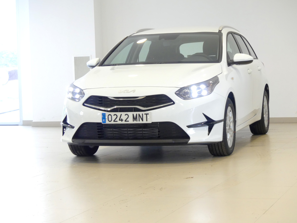 KIA CEED CEED 1.6 MHEV CONCEPT TOURER 5P