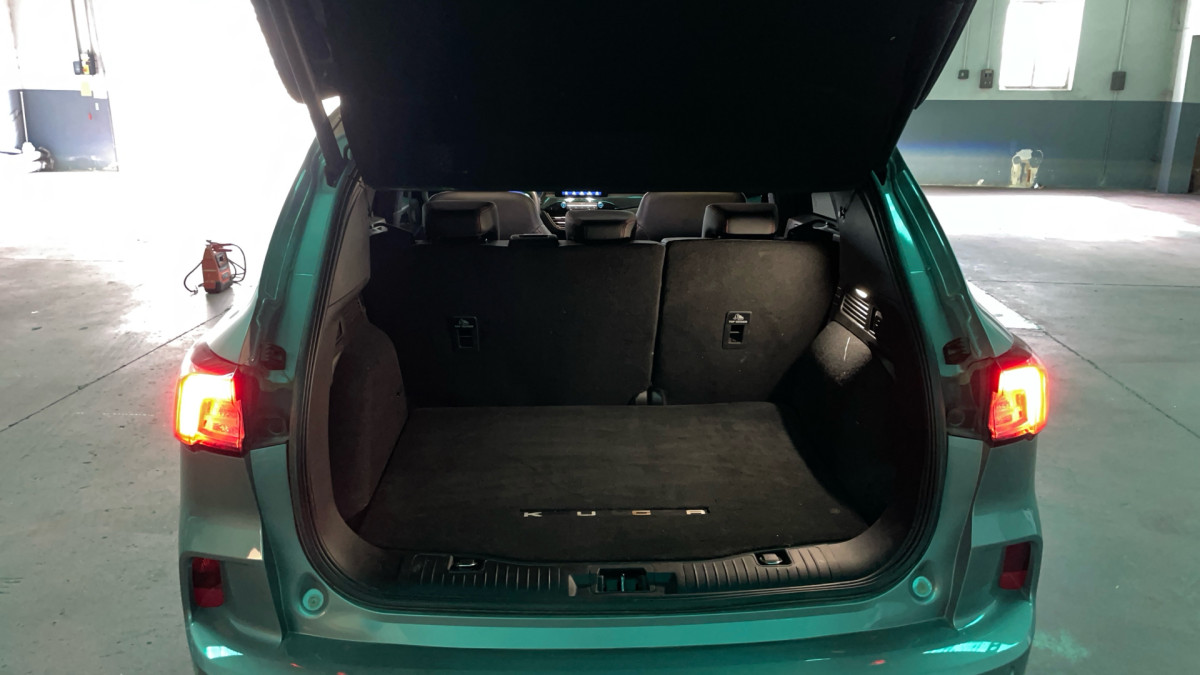 FORD KUGA