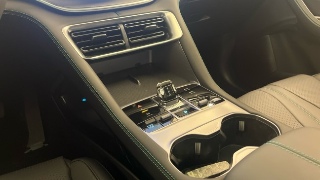 BYD SEAL U