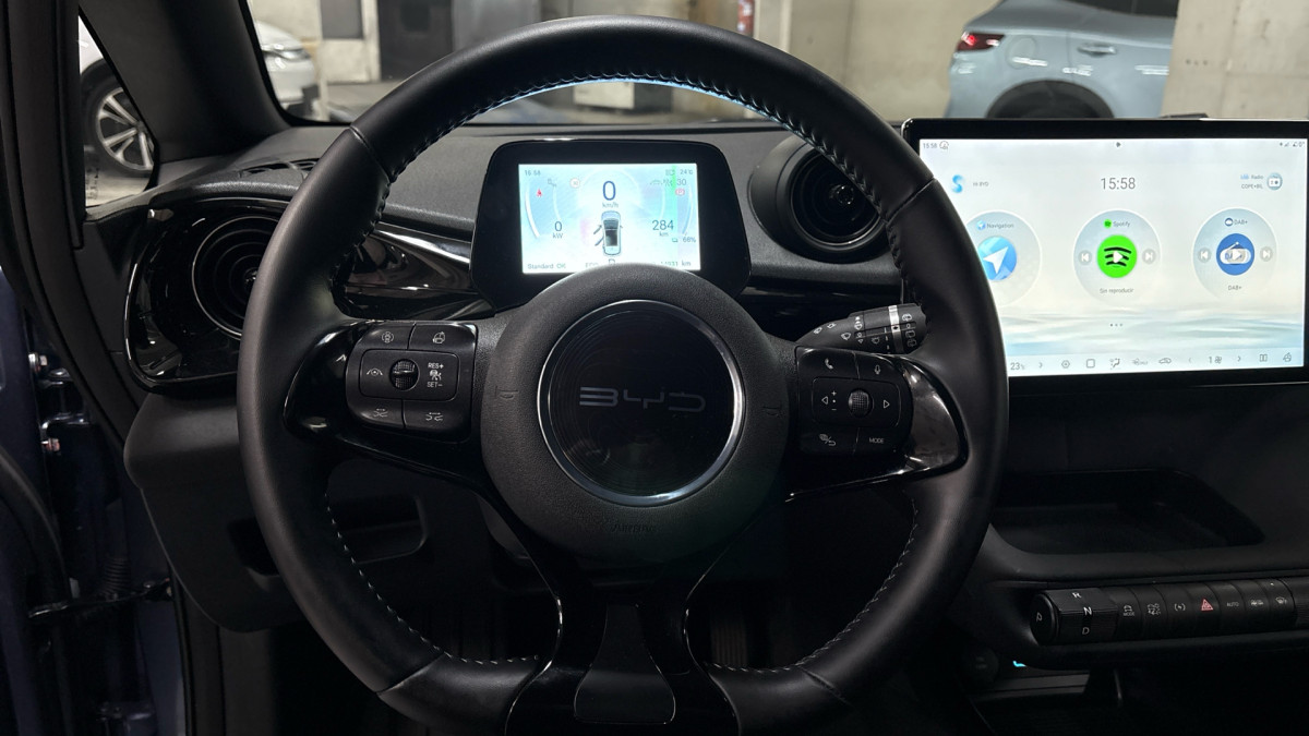 BYD DOLPHIN