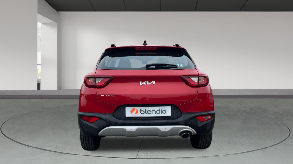 KIA STONIC