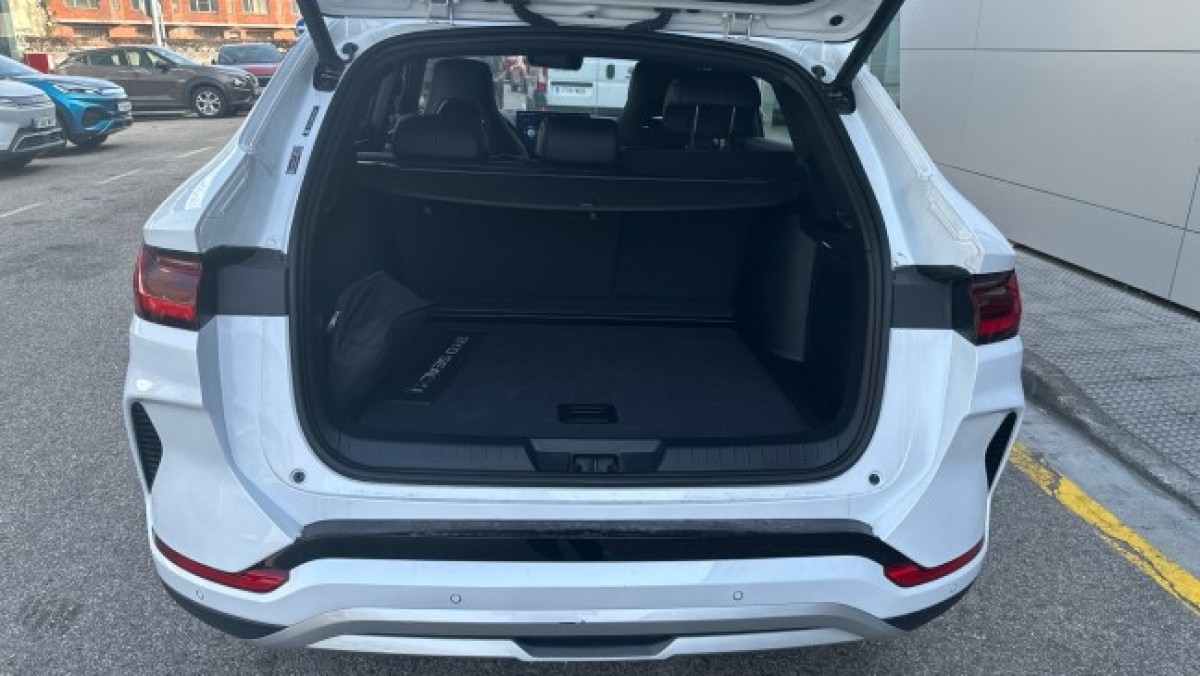 BYD SEAL U DM-i