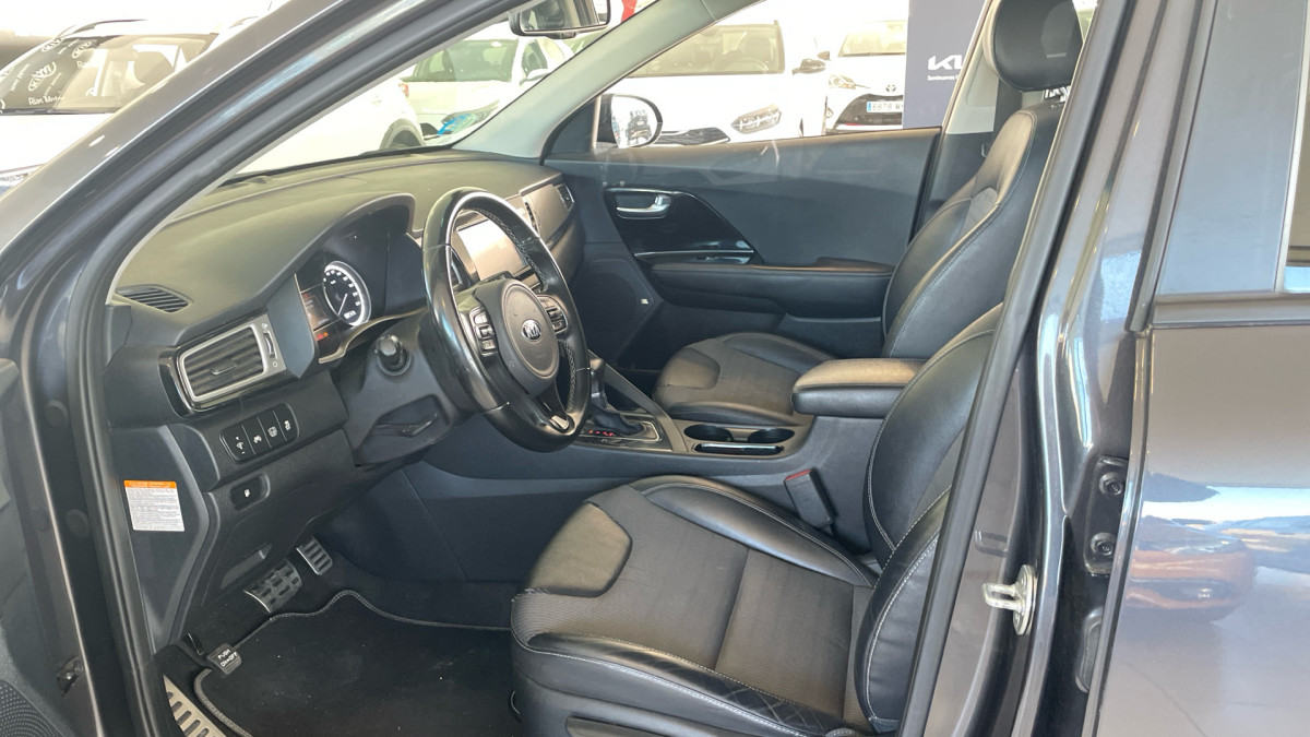 KIA NIRO