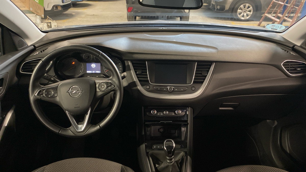 OPEL GRANDLAND X