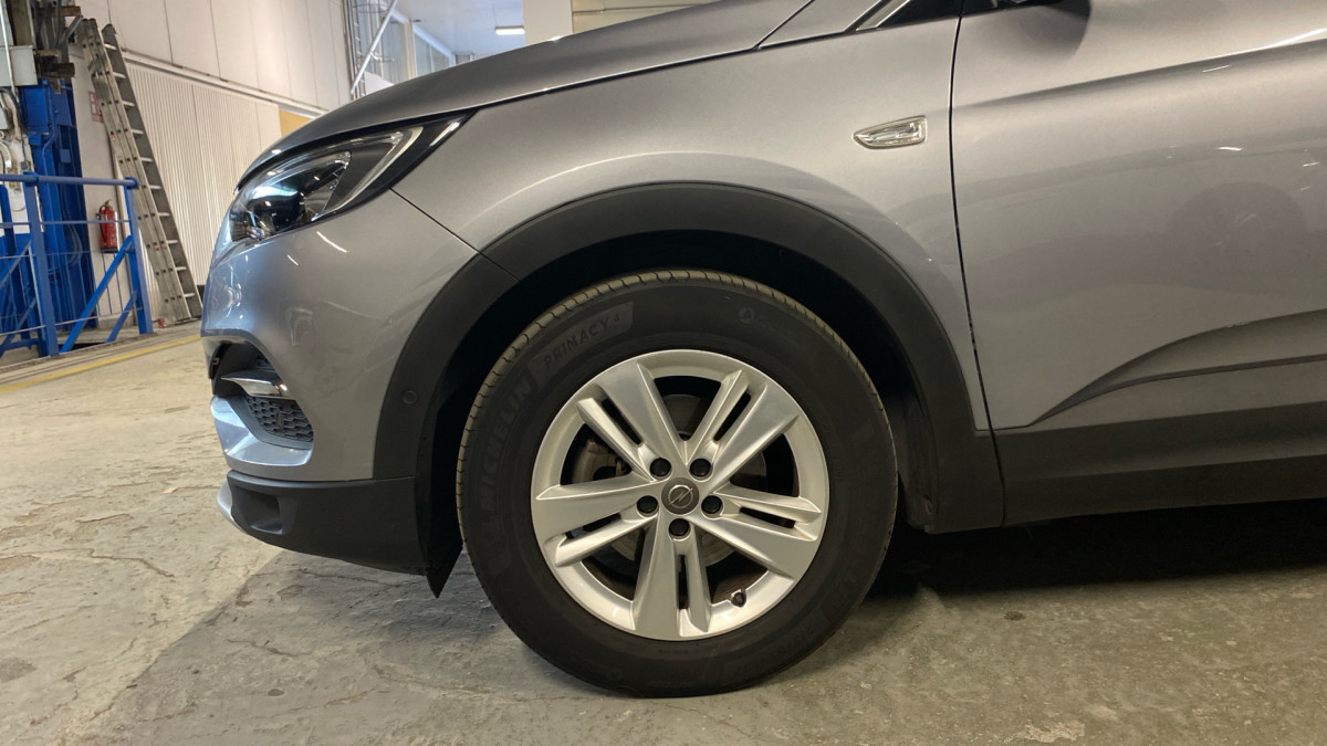OPEL GRANDLAND X