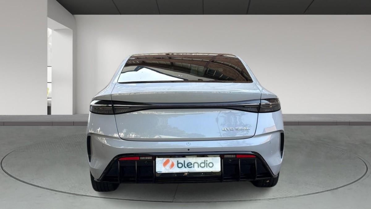 BYD SEAL