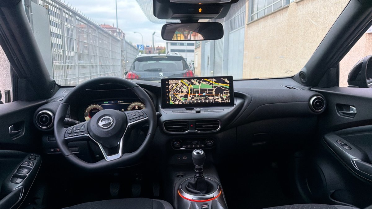 NISSAN JUKE