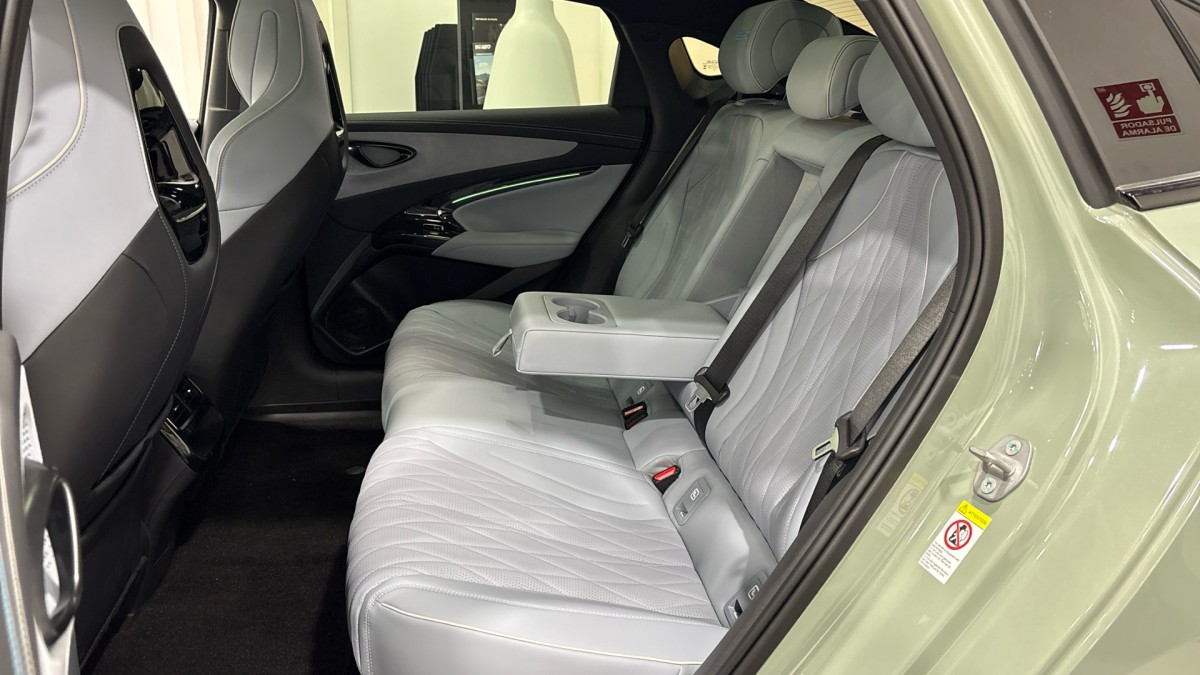 BYD SEAL