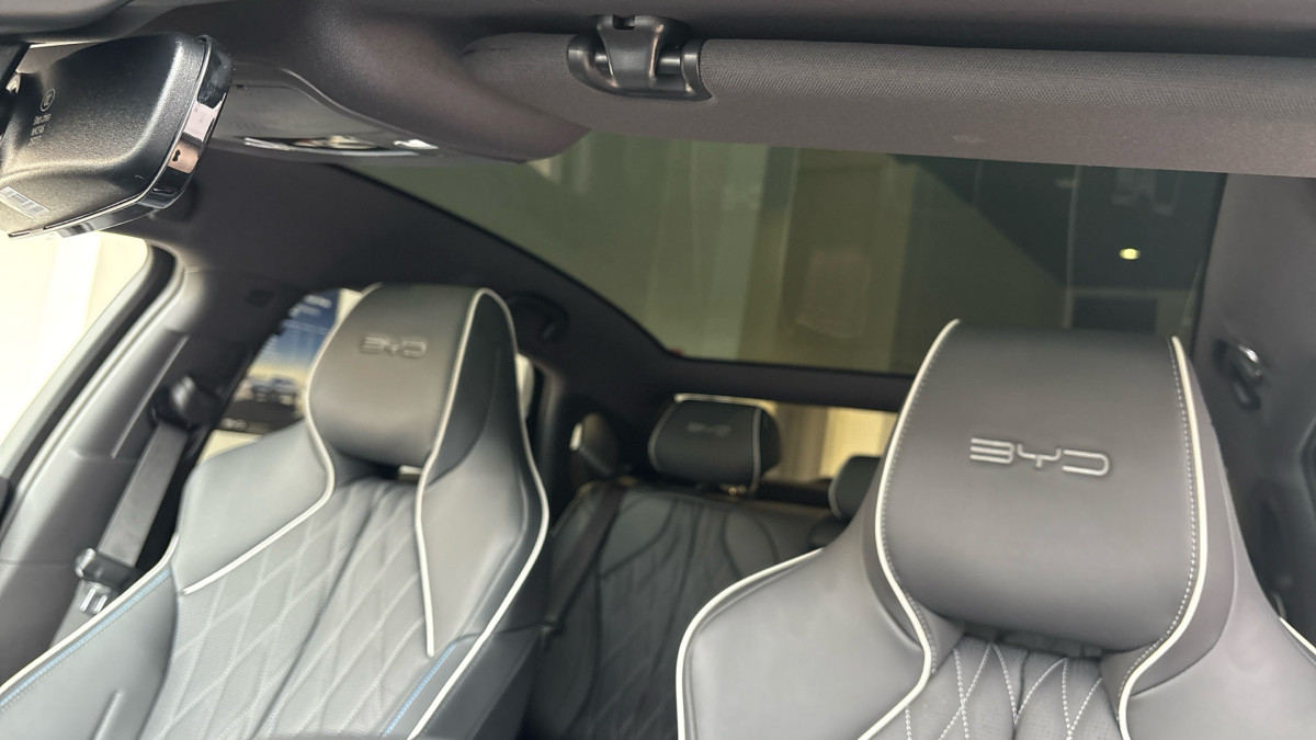 BYD SEAL