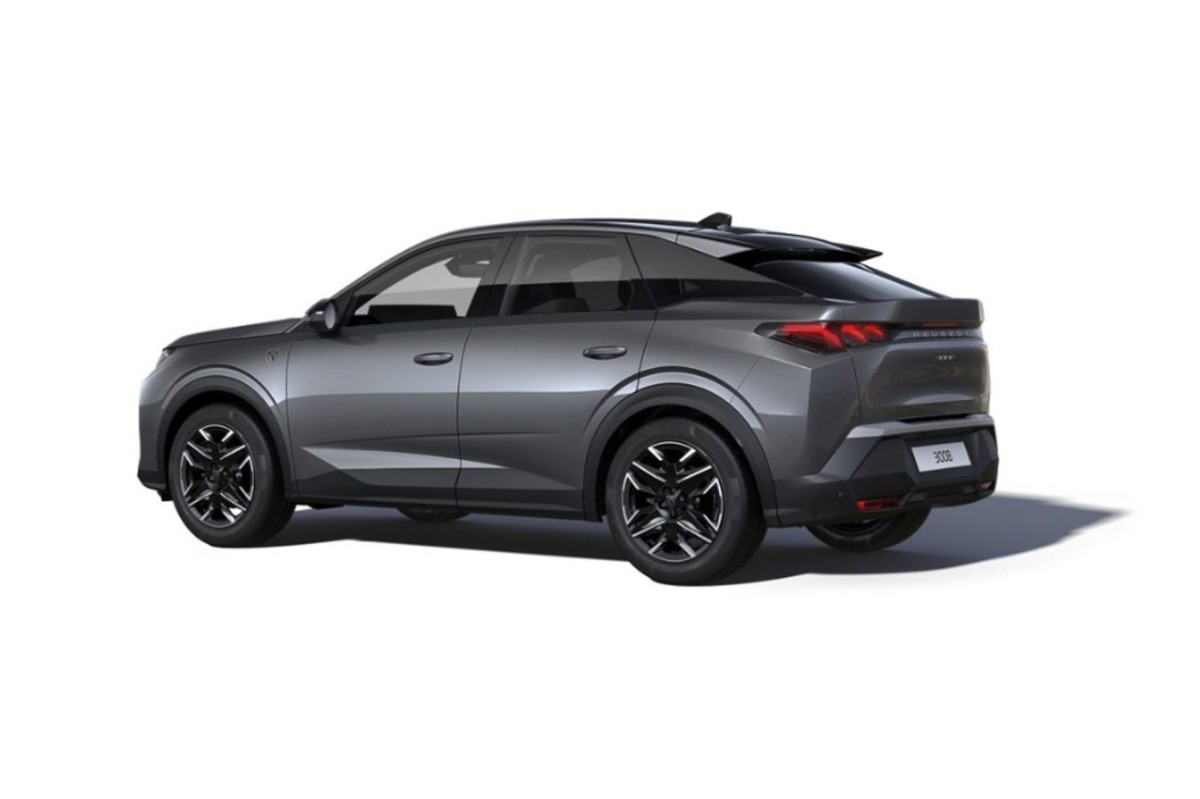 PEUGEOT 3008 Hybrid