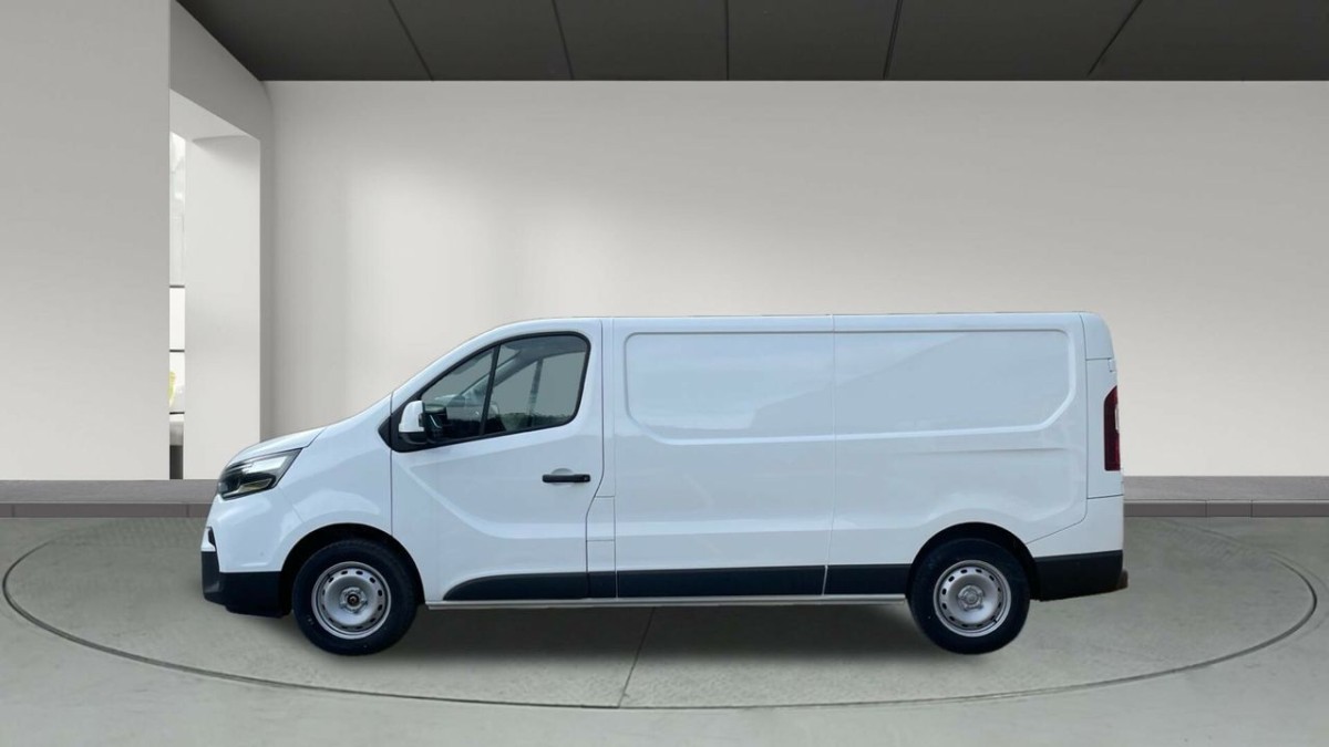 NISSAN Primastar