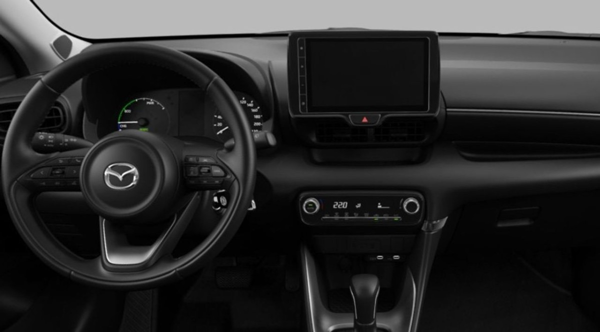 MAZDA 2