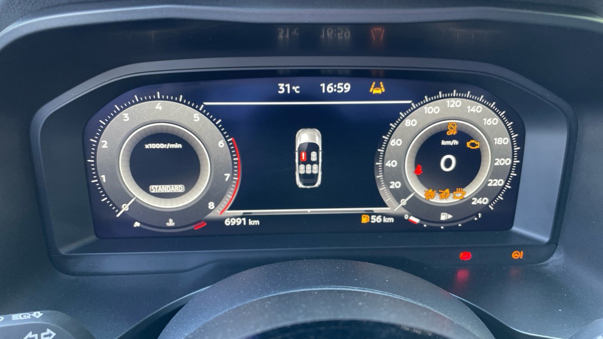 NISSAN QASHQAI