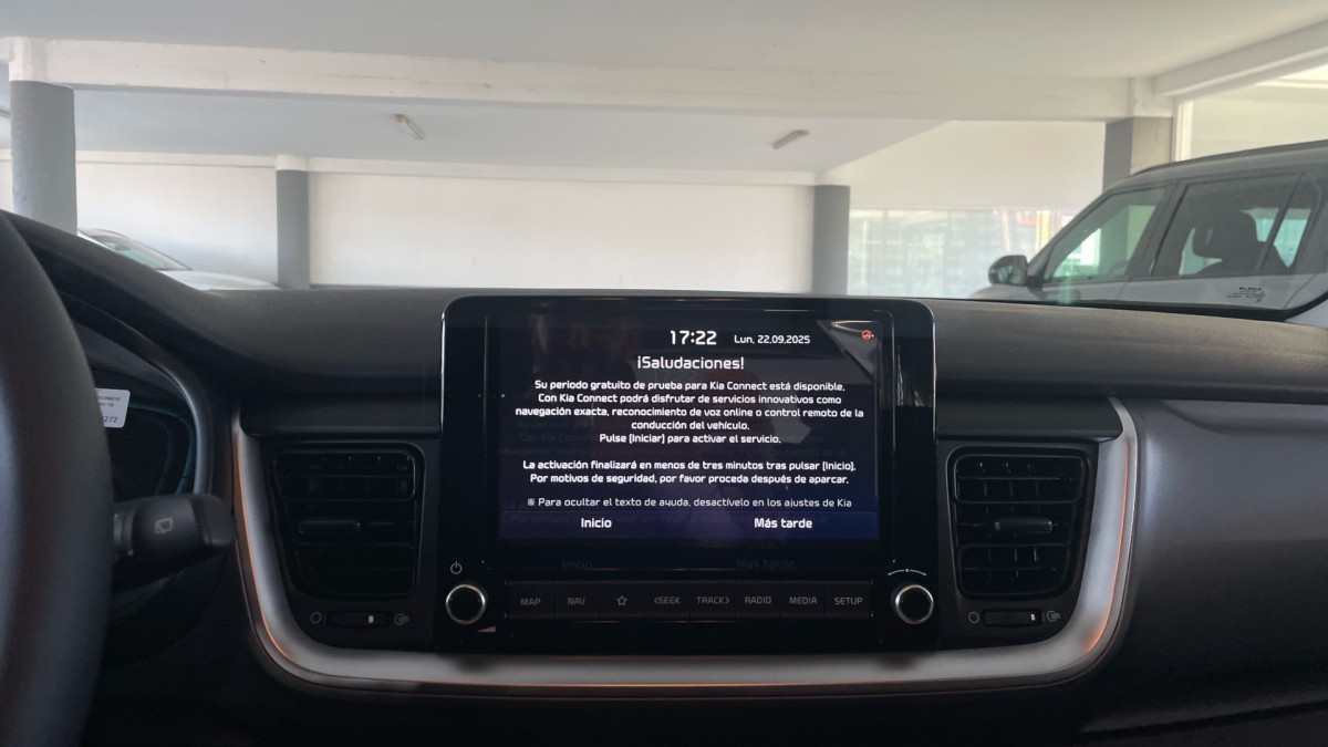 KIA STONIC