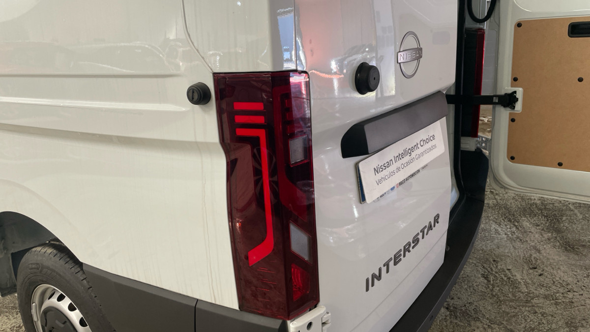 NISSAN INTERSTAR