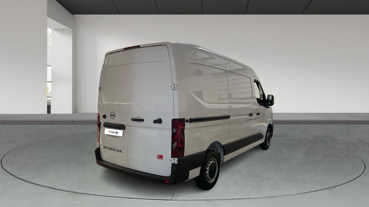 NISSAN INTERSTAR