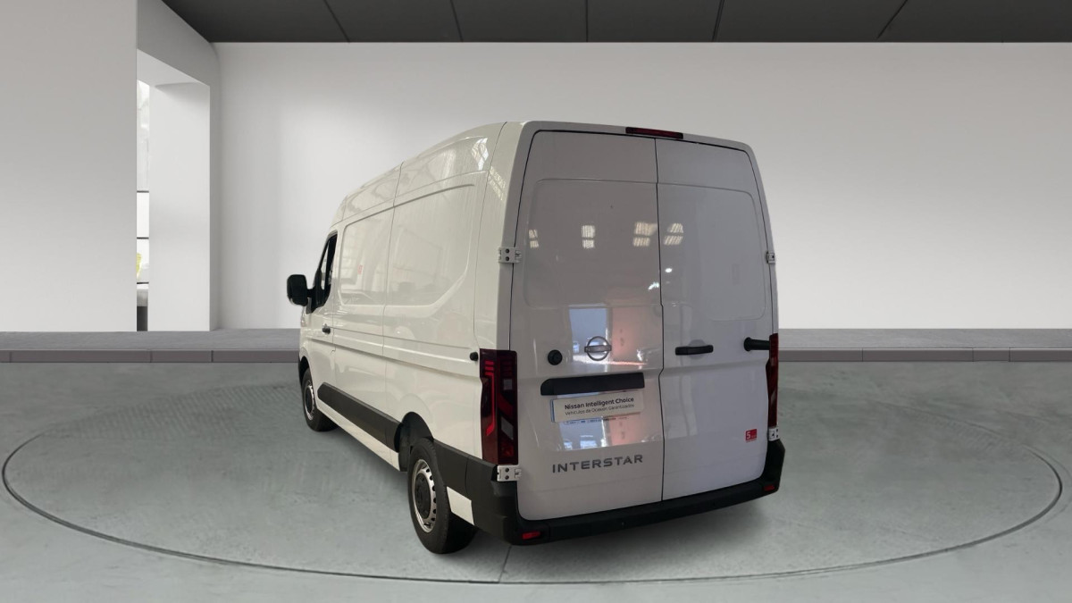 NISSAN INTERSTAR