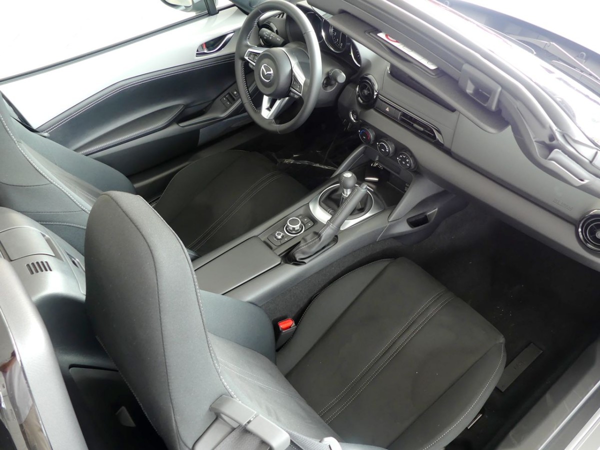 MAZDA MX-5