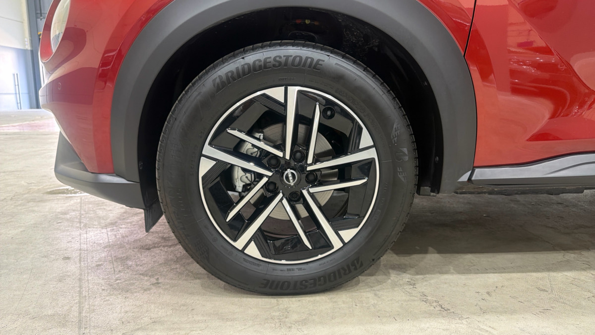 NISSAN JUKE