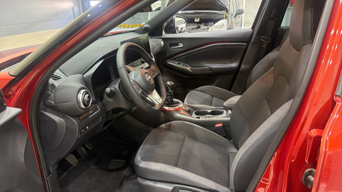 NISSAN JUKE