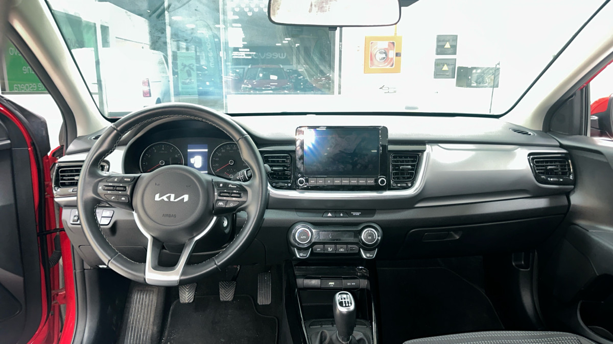 KIA STONIC