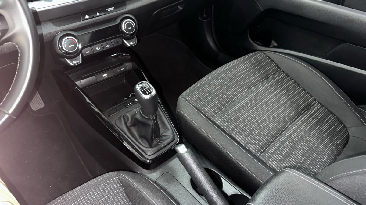 KIA STONIC