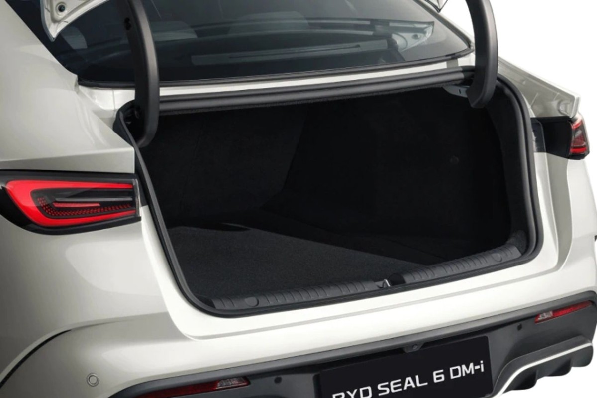 BYD Seal 6 DM-i