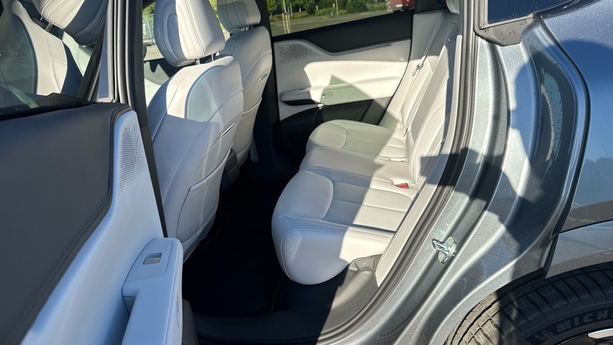 XPENG G6