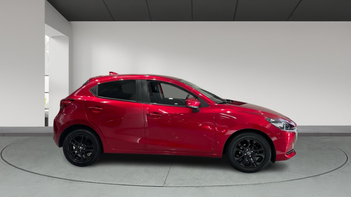 MAZDA 2