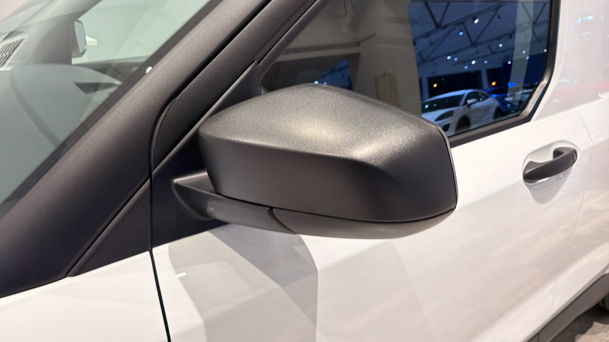 FORD TRANSIT COURIER