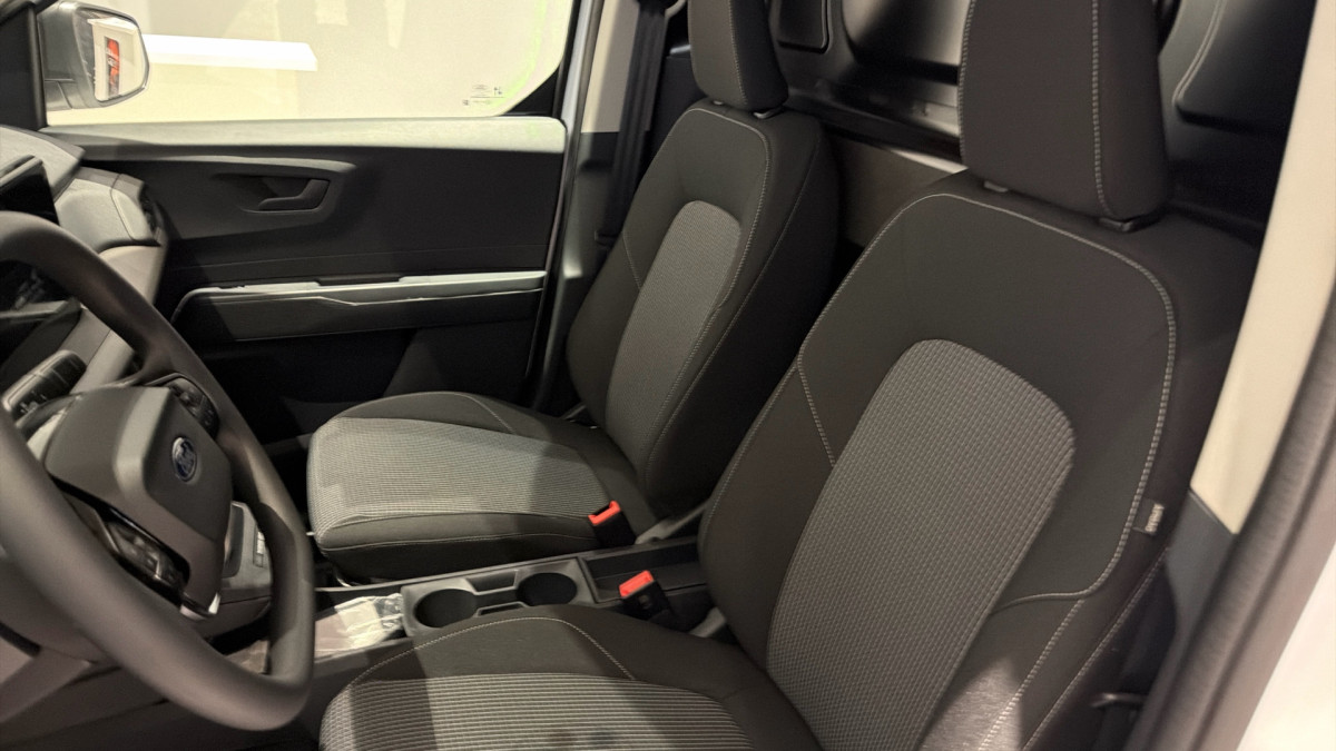 FORD TRANSIT COURIER