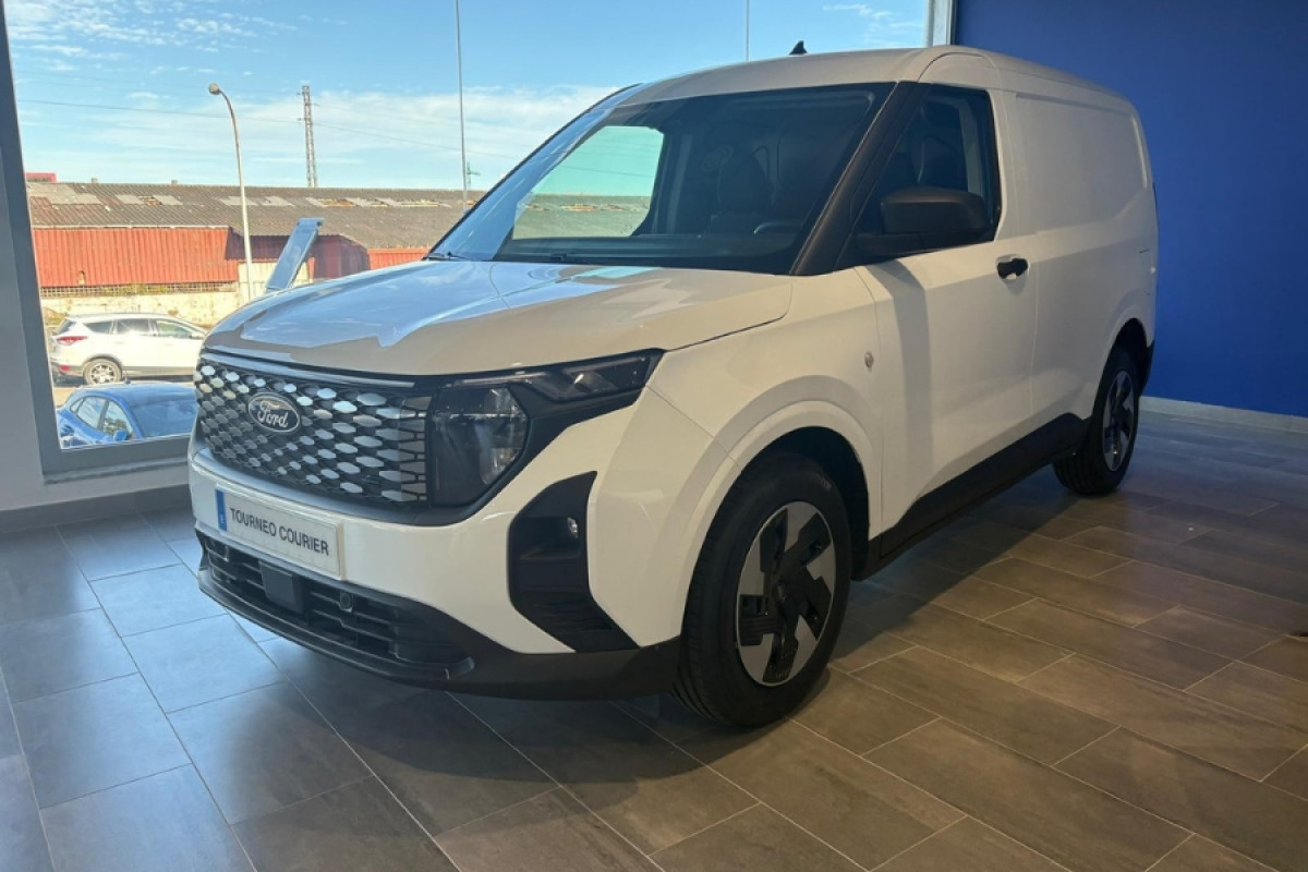 FORD TRANSIT COURIER TRANSIT COURIER BEV 54KWH TREND AUTO 4P
