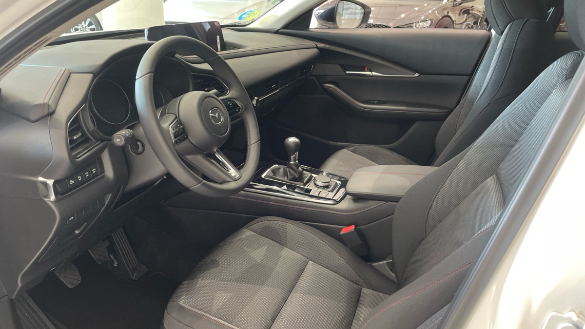 MAZDA CX-30