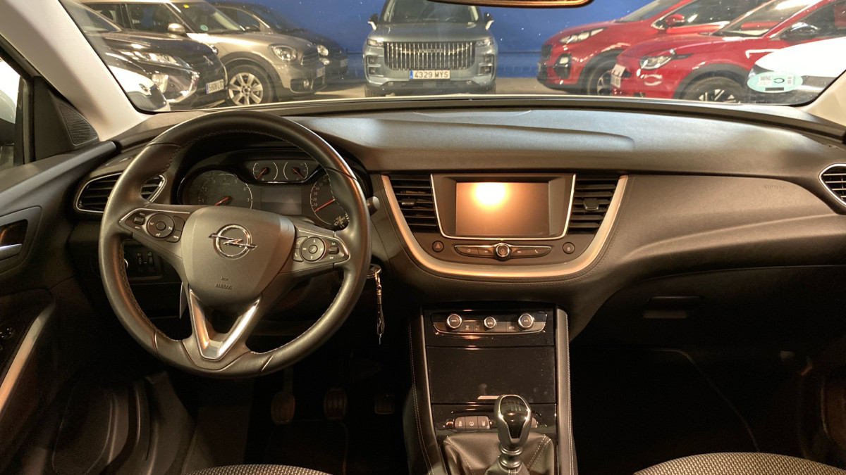 OPEL GRANDLAND X
