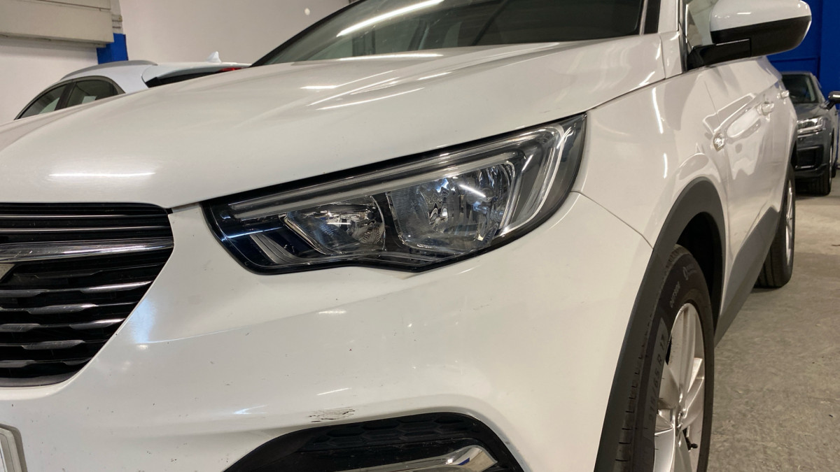 OPEL GRANDLAND X