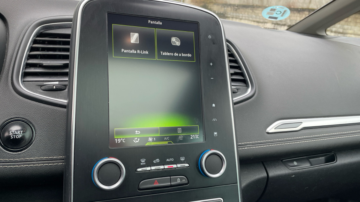 RENAULT GRAND SCENIC