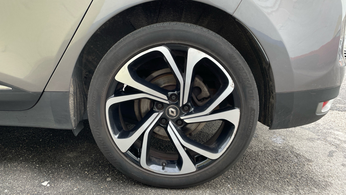 RENAULT GRAND SCENIC