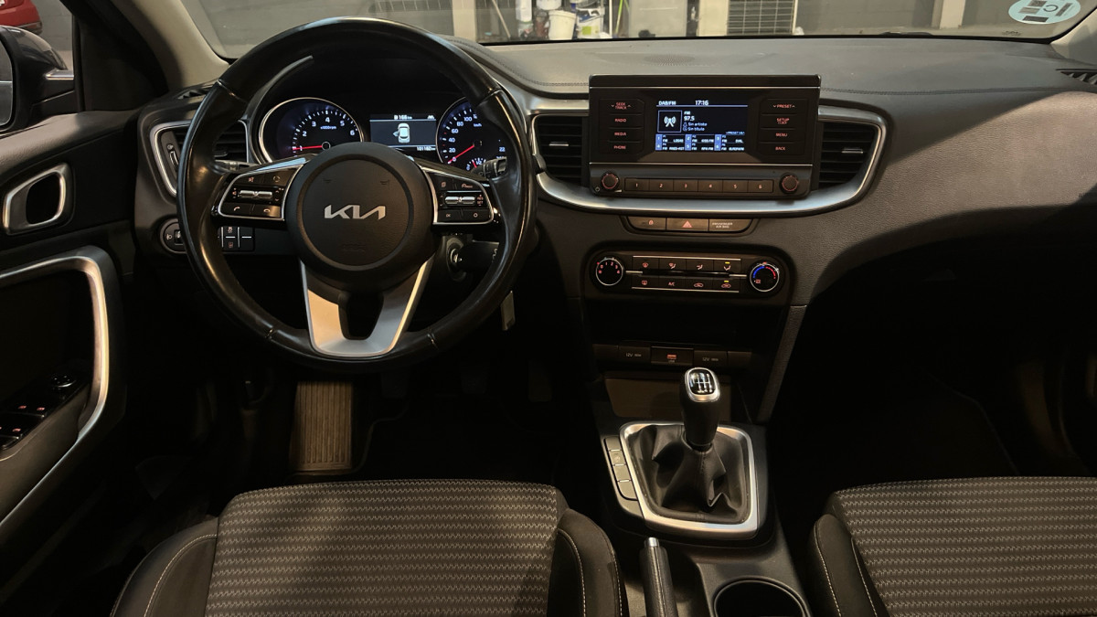 KIA XCEED