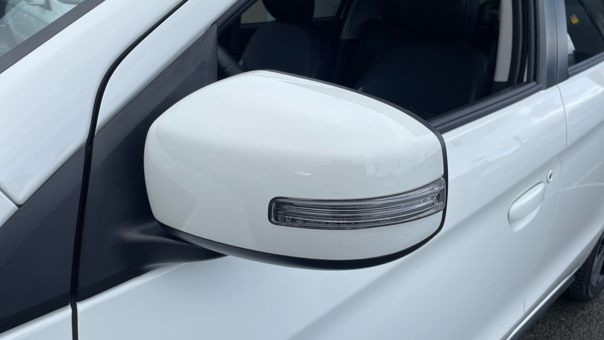 MITSUBISHI SPACE STAR