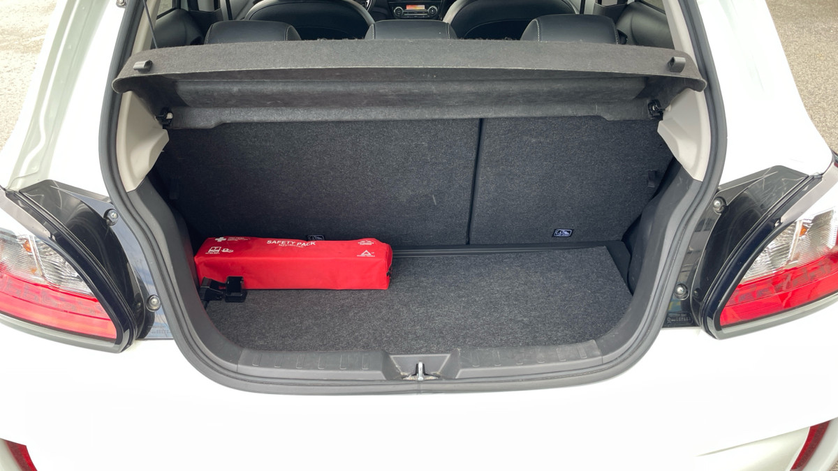 MITSUBISHI SPACE STAR