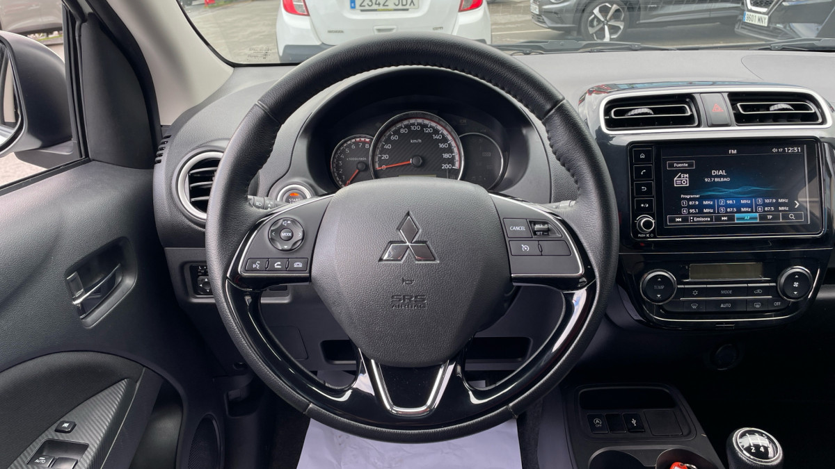 MITSUBISHI SPACE STAR