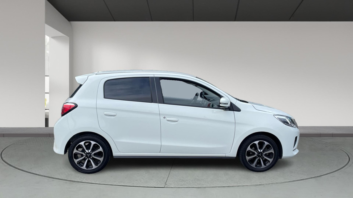 MITSUBISHI SPACE STAR