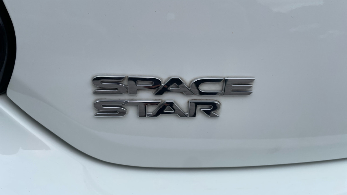 MITSUBISHI SPACE STAR