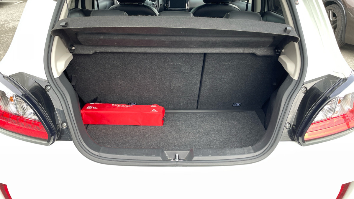 MITSUBISHI SPACE STAR